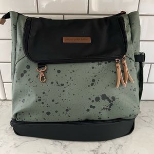 Petunia Pickle Bottom Pivot Diaper bag